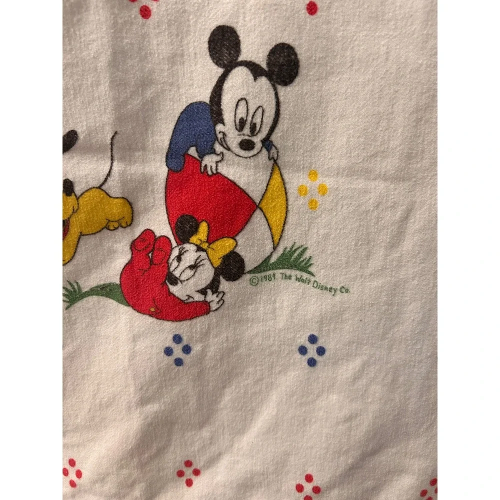 Vintage 1984 Disney Mickey Minnie Mouse Pluto Baby Blanket Ruffle Trim White 80s
